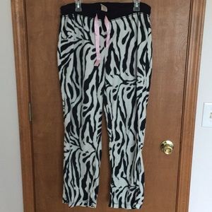 Faded Glory Large Fuzzy Zebra Pajama Pants